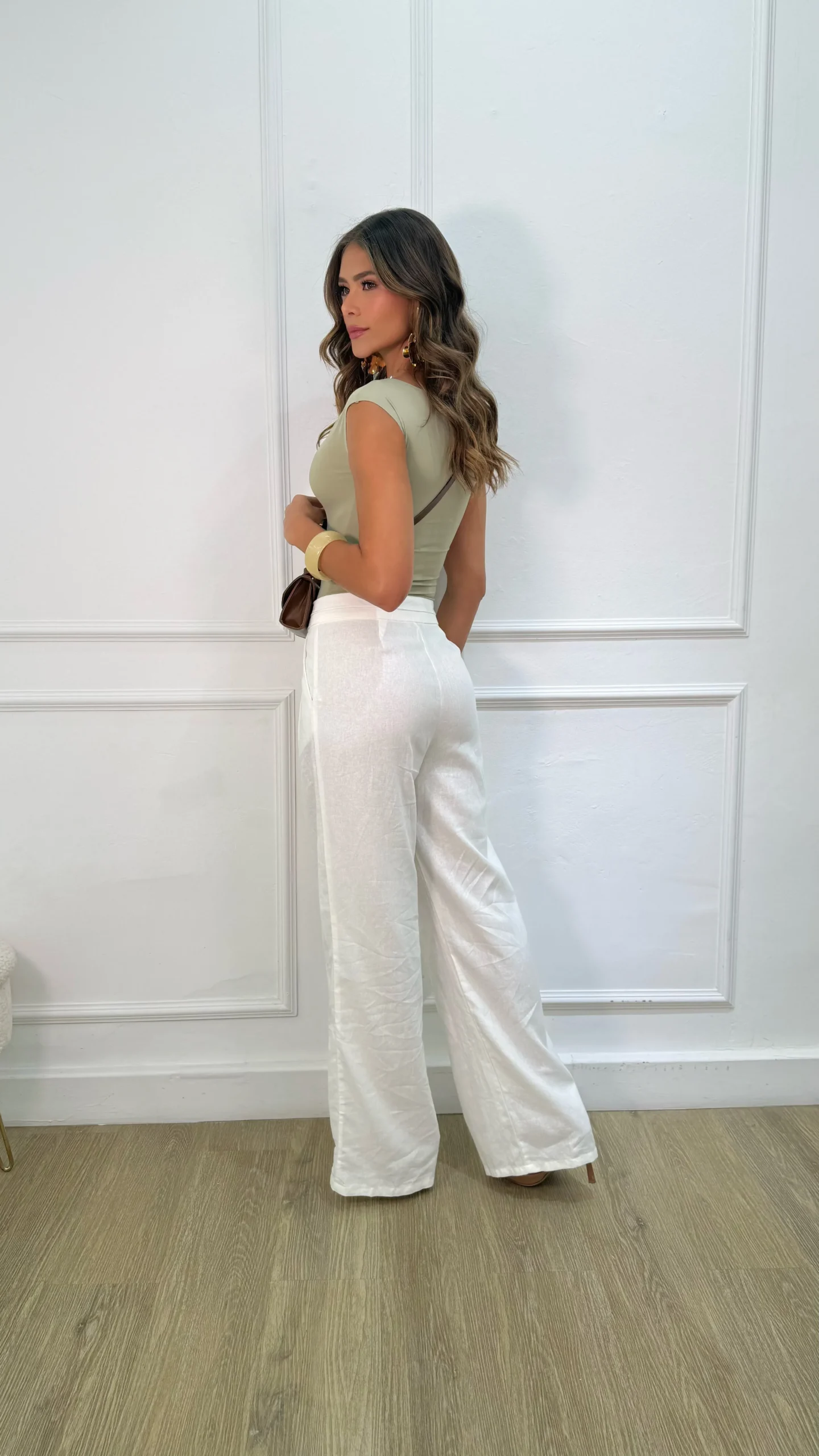 PANTALON LINO BOTA RECTA DOS BOTONES - Imagen 3